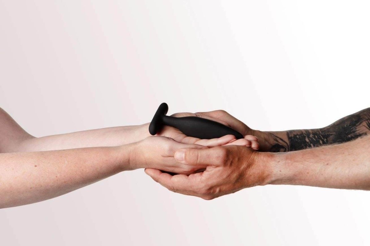 Je Joue - Egon Vibrating Butt Plug Black - PlayLoveToys