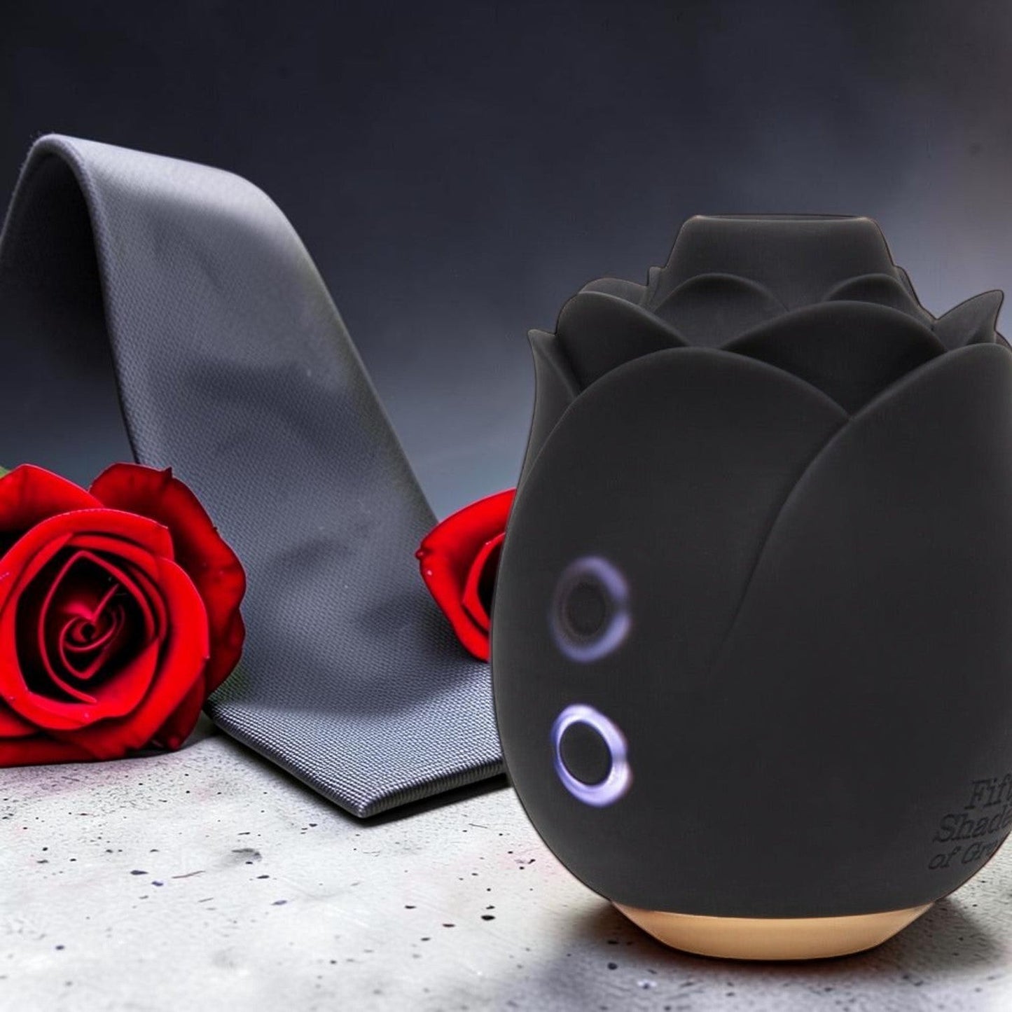 Fifty Shades of Grey Black Rose 2.0 - Clitoral Suction Stimulator