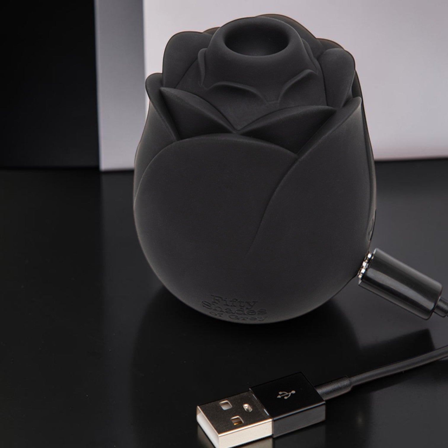 Fifty Shades of Grey Black Rose