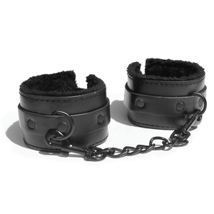 Menottes en fourrure Shadow Fur Sex & Mischief - Accessoires BDSM en cuir végétalien 