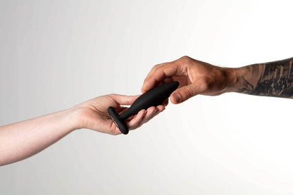 Je Joue - Egon Vibrating Butt Plug Black - PlayLoveToys