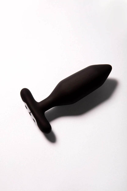  - Je Joue - Onyx Vibrating Butt Plug Black - PlayLoveToys