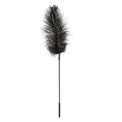 Varita de plumas de avestruz negras Sportsheets de PlayLoveToys para estimulación sensorial y juegos íntimos