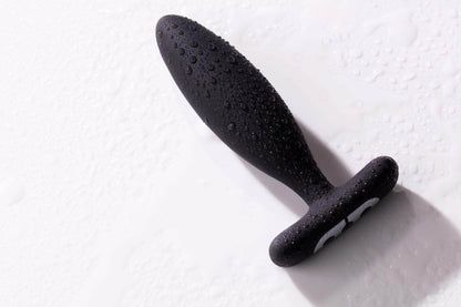  - Je Joue - Vesta Vibrating Butt Plug Black - PlayLoveToys