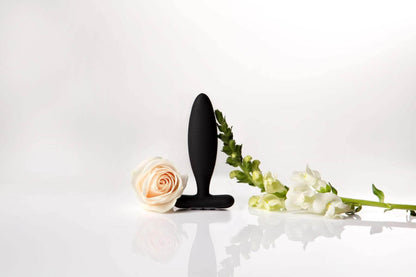 - Je Joue - Vesta Vibrating Butt Plug Black - PlayLoveToys